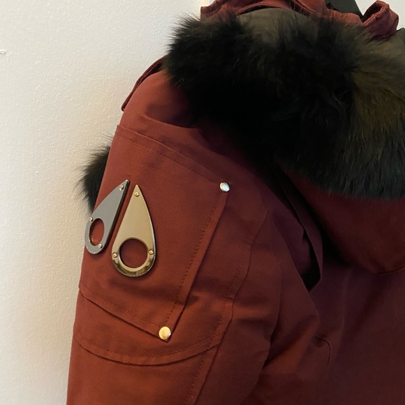 Moose Knuckles Burgundy Parka - Picture 3 of 10